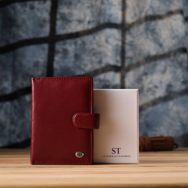 Стильна обкладинка на документи для жінок з натуральної шкіри ST Leather 23117 Бордовий 23117 фото