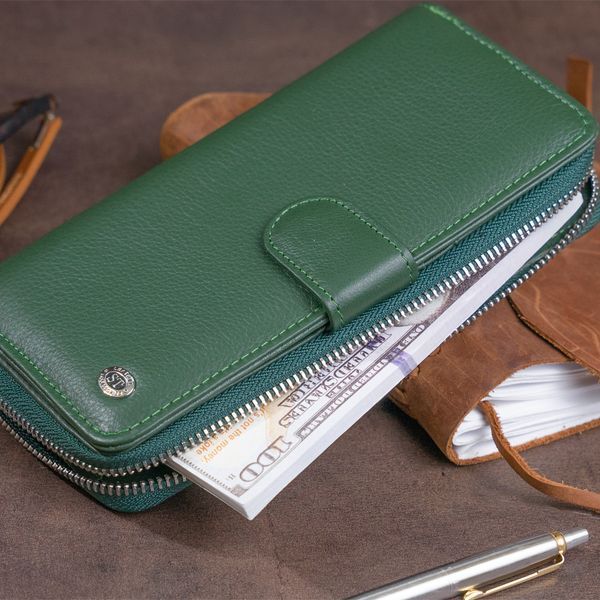 Вертикальный вместительный кошелек из кожи унисекс ST Leather 19304 Зеленый 19304 фото