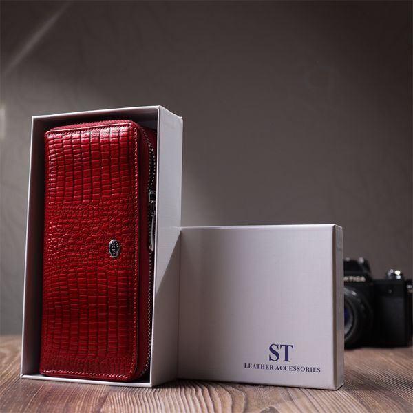 Фактурний клатч на два відділення з лакованої натуральної шкіри ST Leather 22692 Червоний 22692 фото
