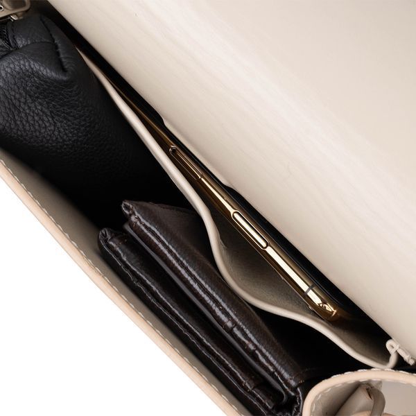 Шкіряна жіноча сумка GRANDE PELLE 11568 Бежевий 11568 фото