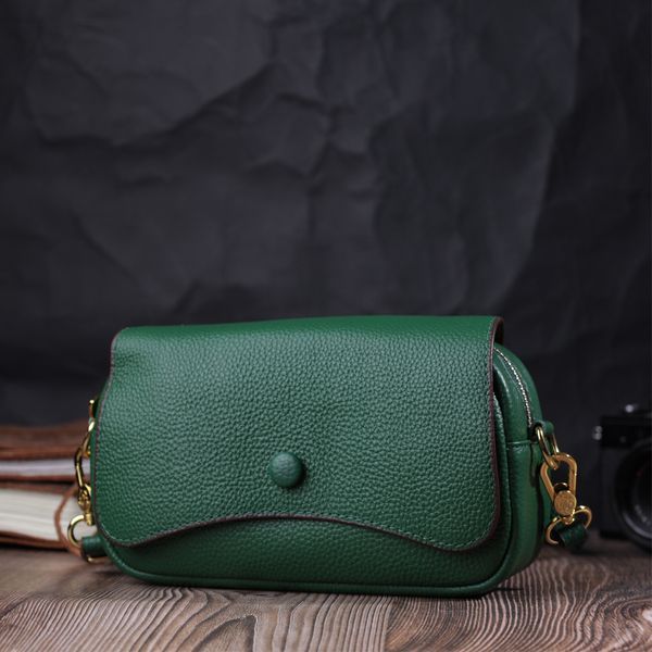 Шкіряна сумка жіноча в красивому кольорі і з фігурним клапаном Vintage 22430 Зелена 22430 фото