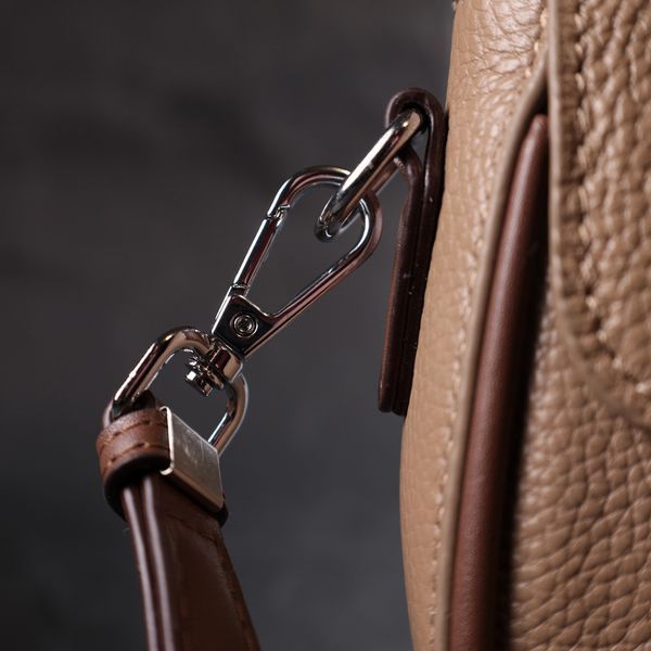 Жіноча напівкругла сумка з цікавим магнітом-засувкою з натуральної шкіри Vintage 22440 Бежева 22440 фото