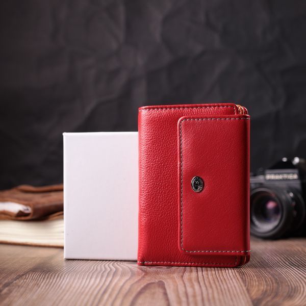 Яскравий гаманець для жінок із натуральної шкіри ST Leather 22503 Червоний 22503 фото