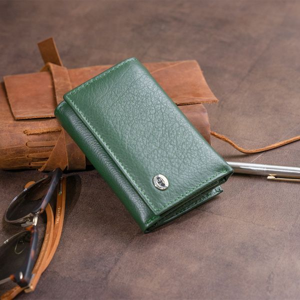 Горизонтальное портмоне из кожи унисекс на магните ST Leather 19332 Зеленое 19332 фото