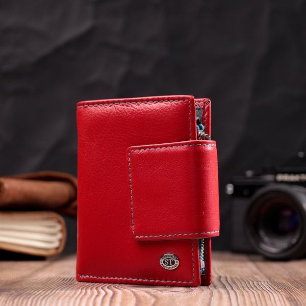 Яркий кожаный кошелек для женщин с интересной монетницей ST Leather 19448 Красный 19448 фото